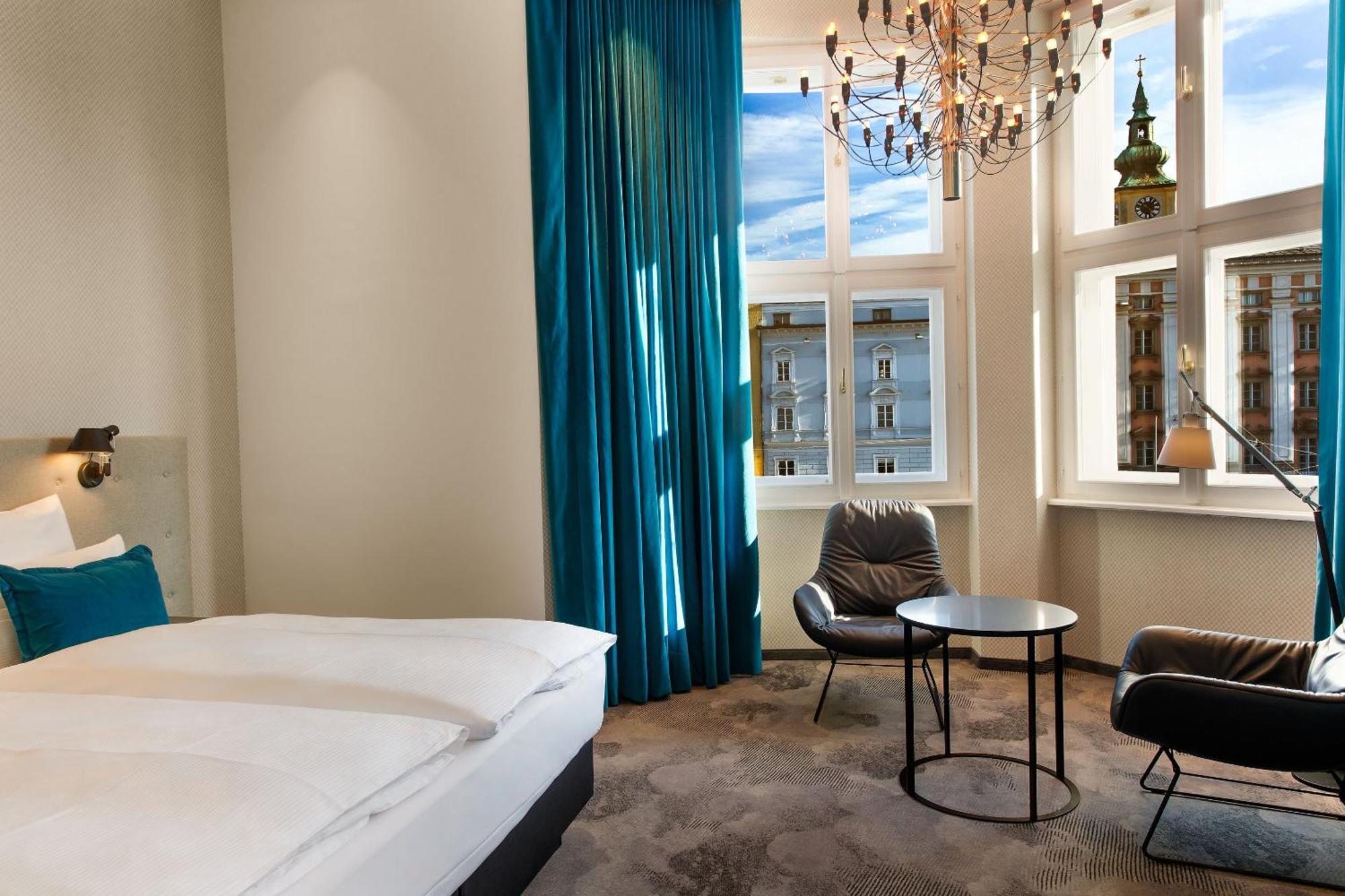 Motel One Linz-Hauptplatz エクステリア 写真