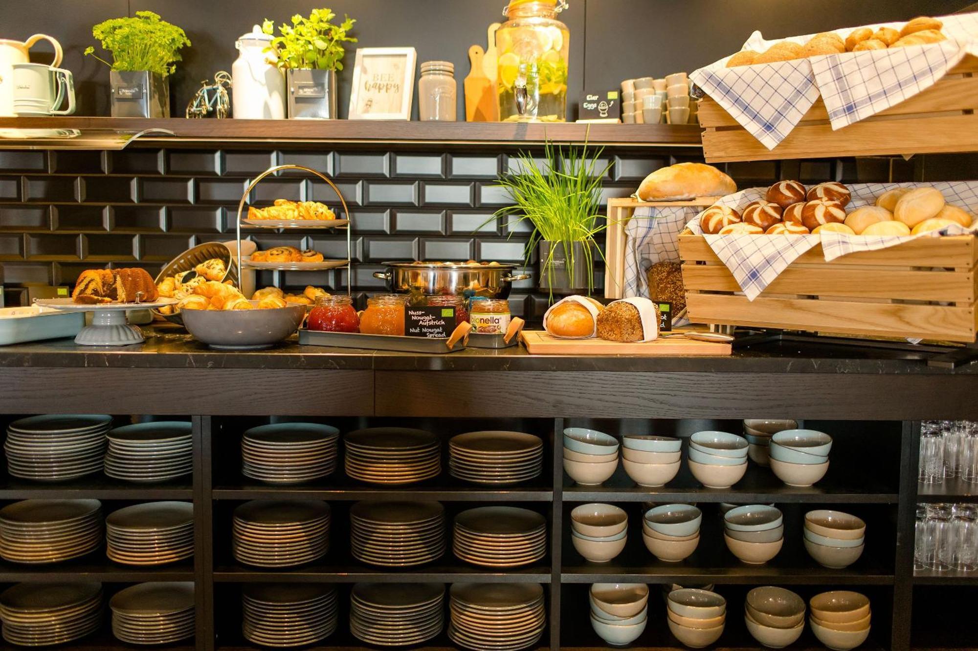 Motel One Linz-Hauptplatz エクステリア 写真