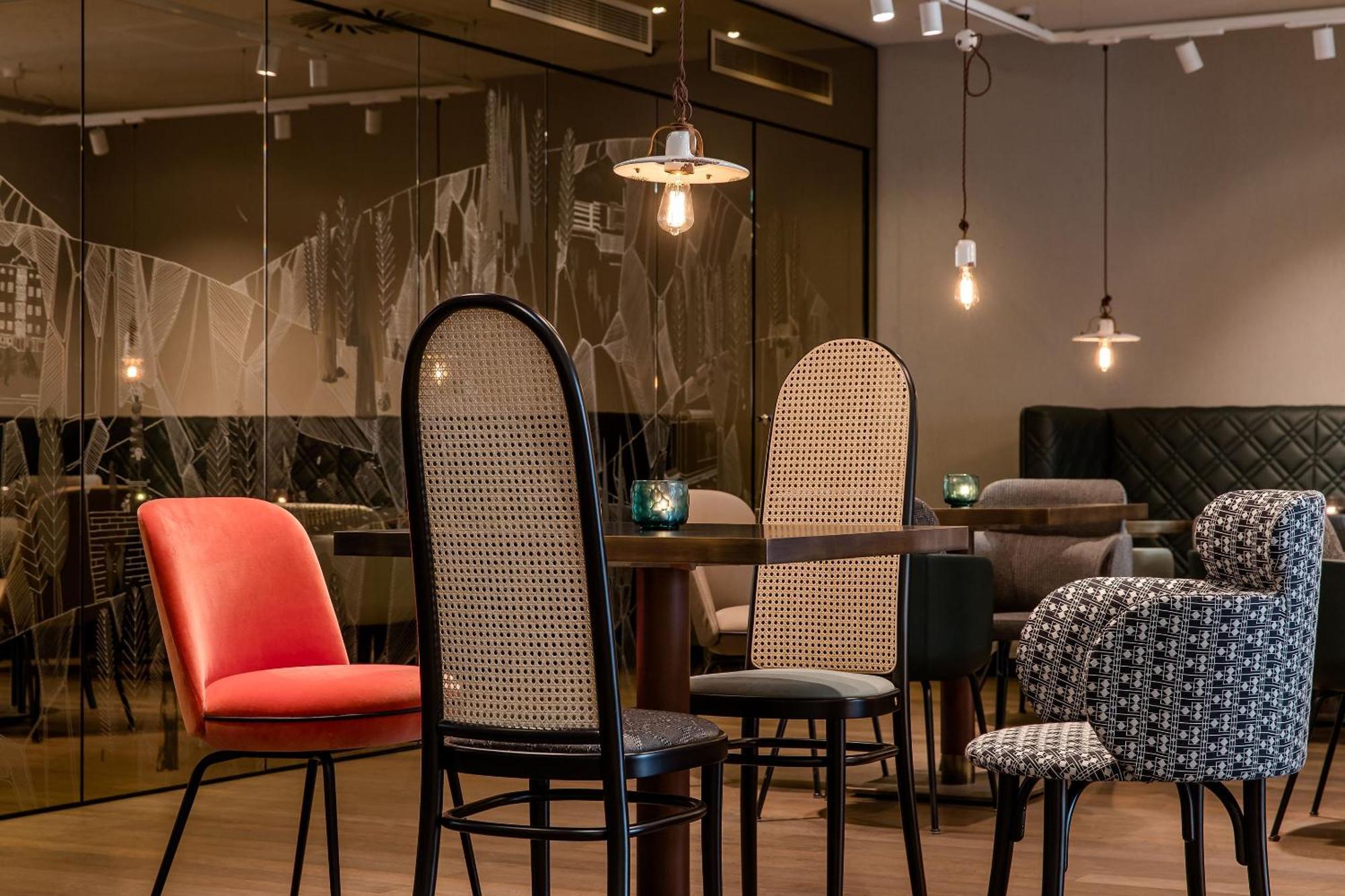 Motel One Linz-Hauptplatz エクステリア 写真